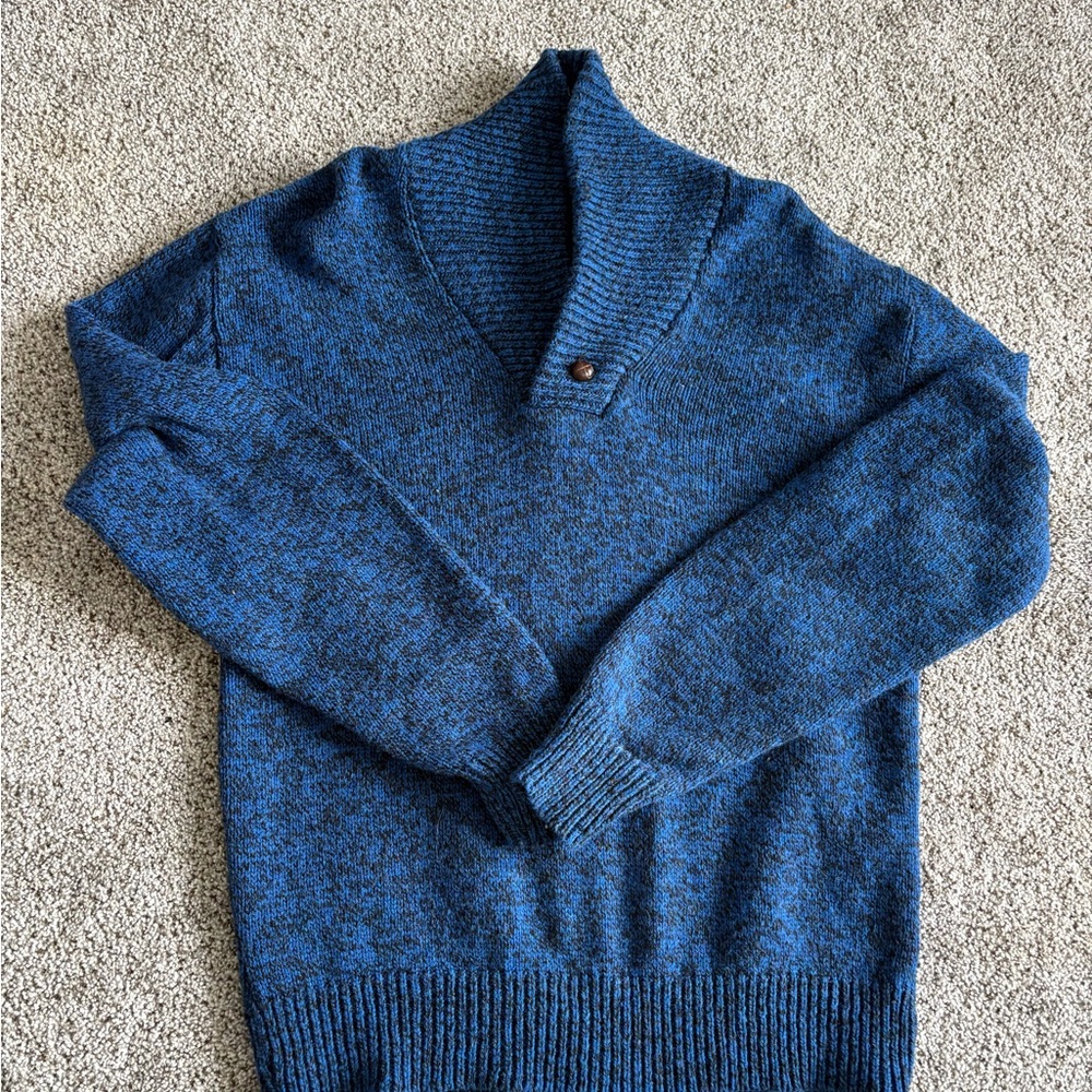 American Vintage 85% Wool V-Neck Sweater in Rich Blue